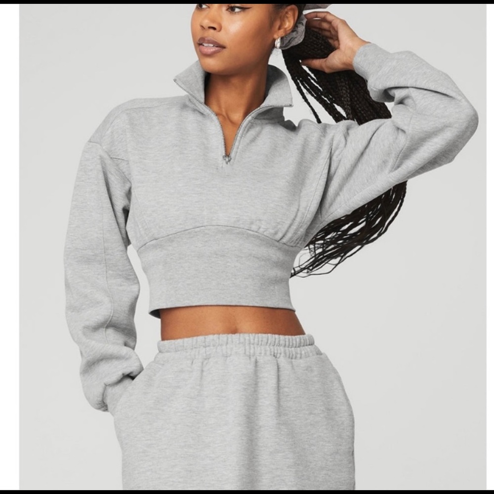 Alo Yoga Vixen Quarterzip Sweatshirt